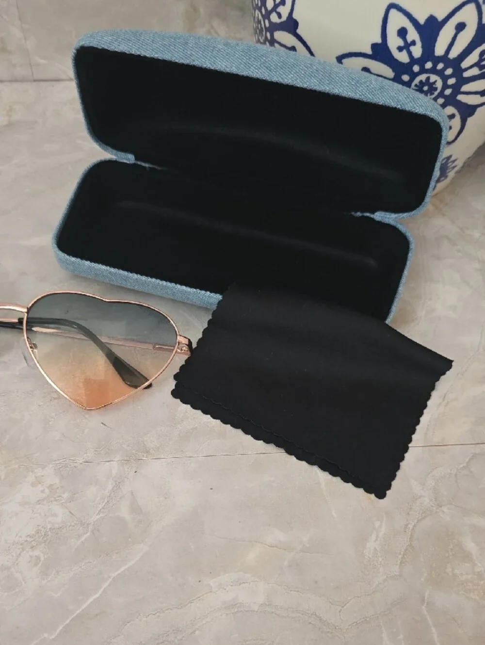 Y2K Festival Rose Gold Heart Sunglasses & Denim Case Set